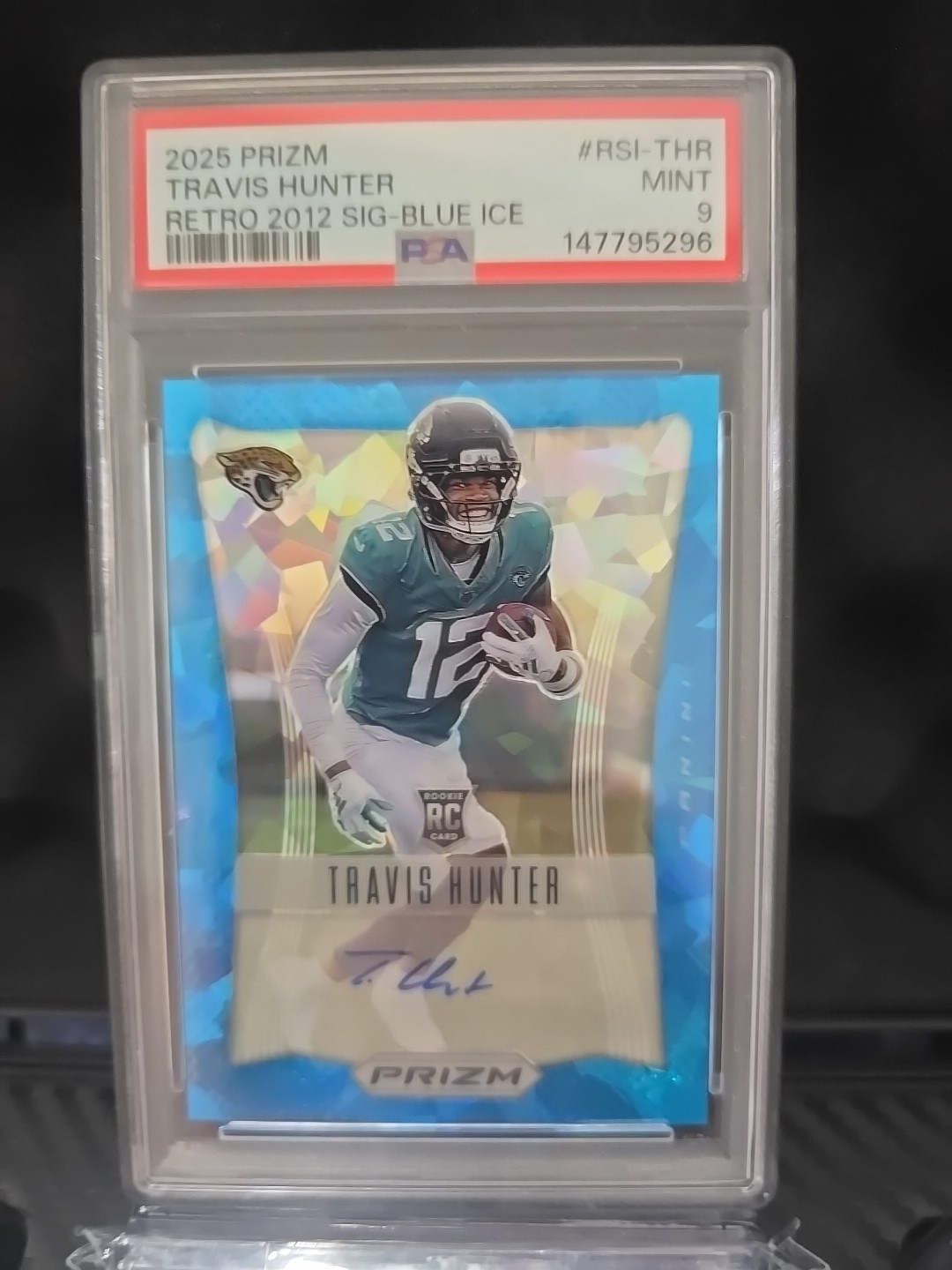 Travis Hunter Panini Prizm Retro 2012 Signatures #RSITHR Blue Ice