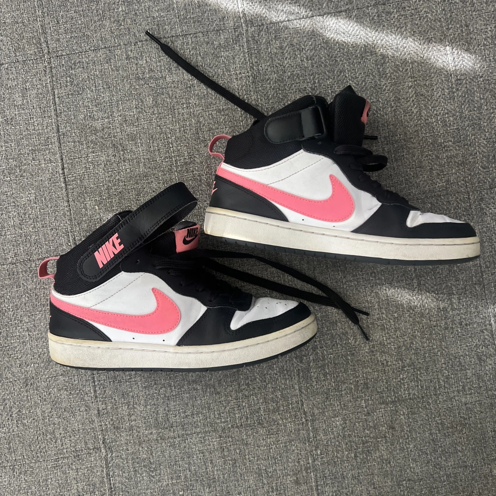 Scarpe Nike Court Borough bambino taglia 5 5 anni alte rosa nero bianco