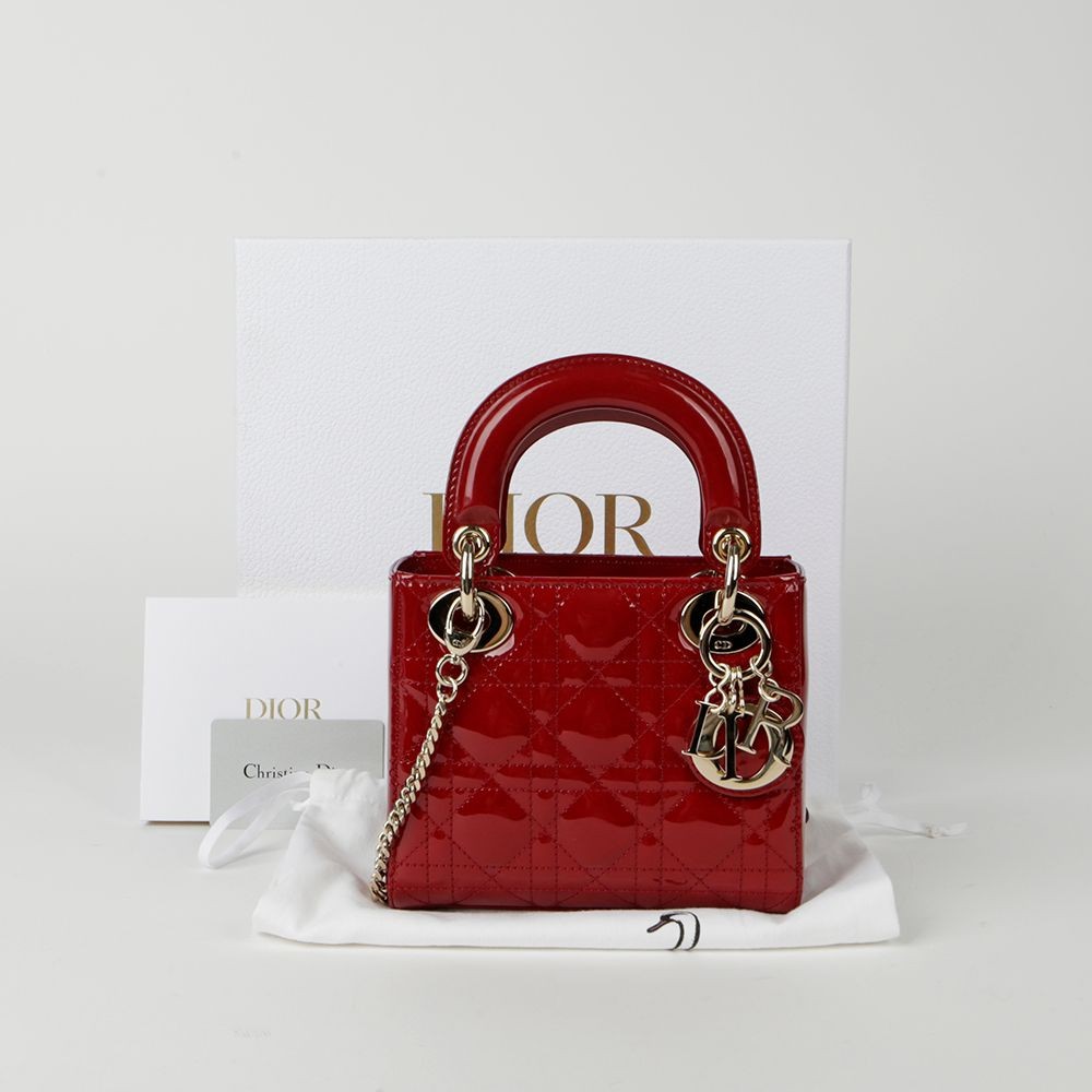 【チェリーレッドが目を惹く♪】dior 25ss  バッグ スモール レディ ディオール バッグ ミディアム チェリーレッド 赤