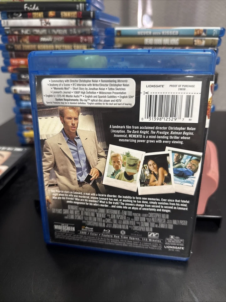 Memento (2000) Blu-Ray 2011 Widescreen 10th Anniversary Special Edition OOP - Imagem 2 de 2