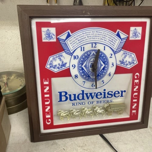 VINTAGE BUDWEISER LIGHTED CLOCK SIGN KING OF BEERS TESTED WORKS