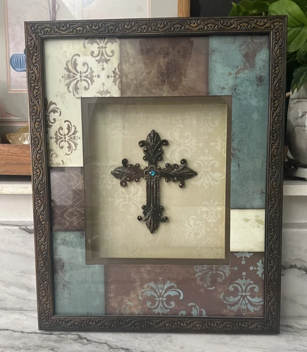 Framed Cross Artwork - Picture 1 of 7