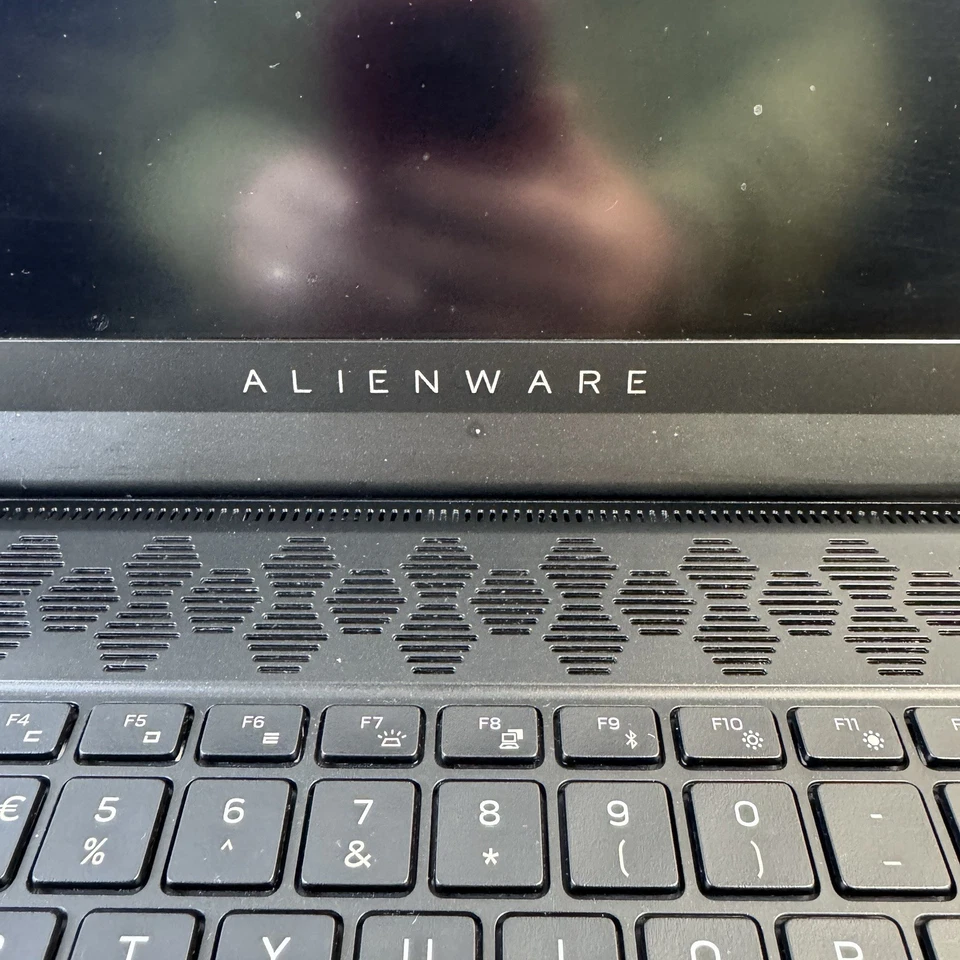 Alienware m15 R5 UNTESTED Laptop Intel i7 11th Gen SOLD AS FAULTY READ DESC! - Image 4 of 4