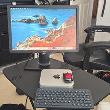 Apple Mac mini Silver Mini Desktop w/ Dell Monitor, Keyboard Mouse Bundle