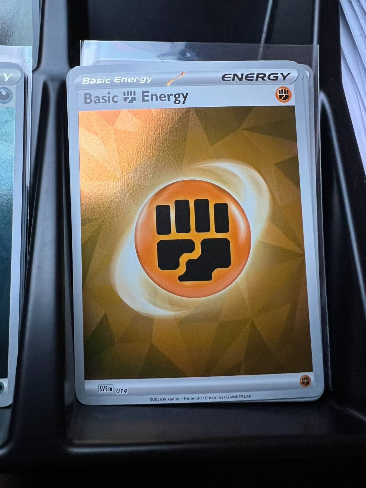 Prismatic Evolutions Basic Fighting Energy Holo sve 014