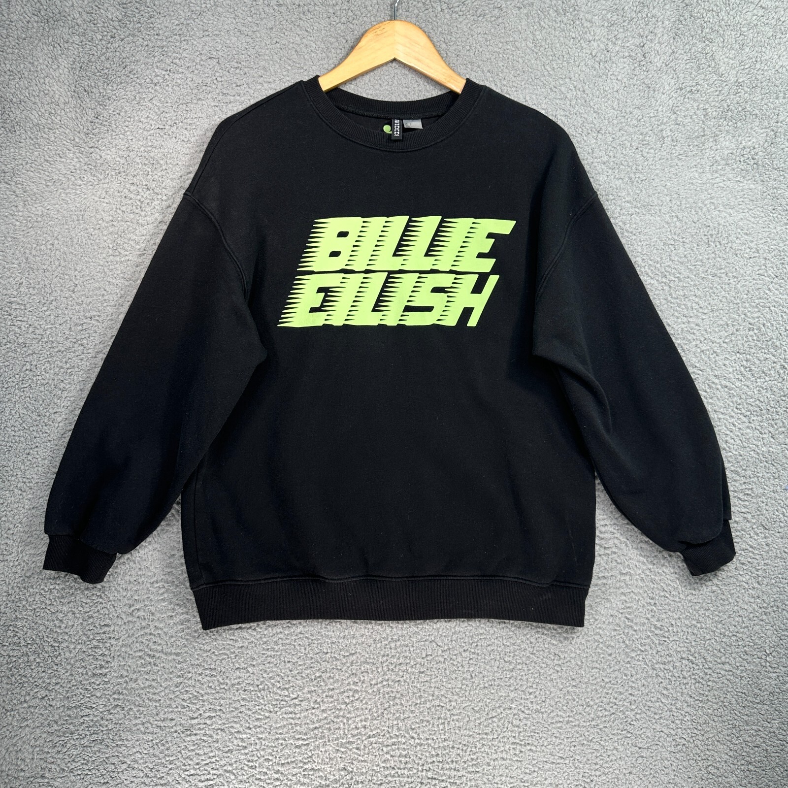 billie eilish h&m sweater