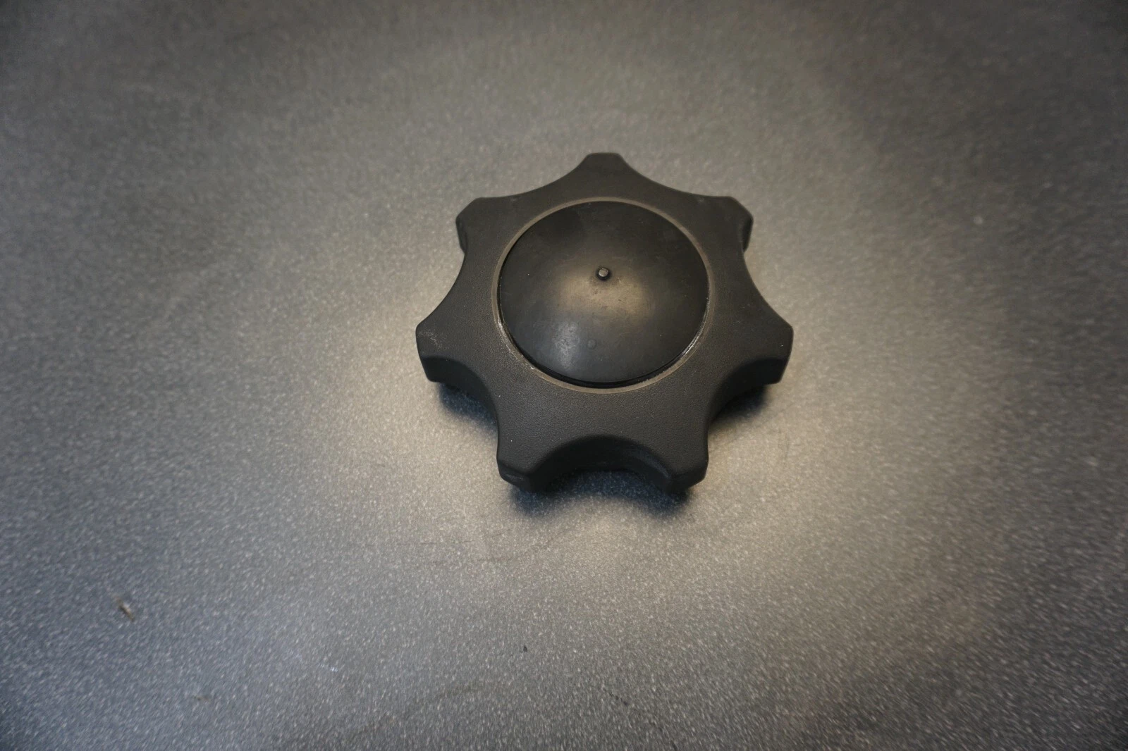 1997-2006 Yamaha OEM Gas Fuel Tank Cap SX Viper 700 8CW-24610-01-00