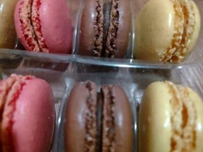 12 Soft authentic luxury macarons French cookies variety pack sandwich snacks
