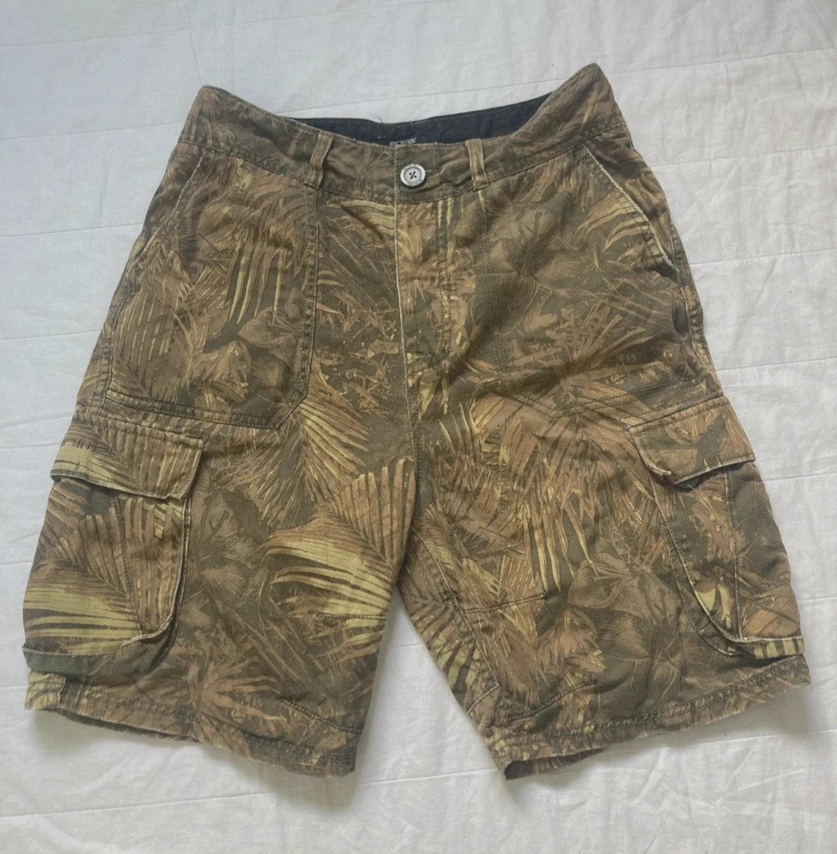 Animal cargo hotsell shorts