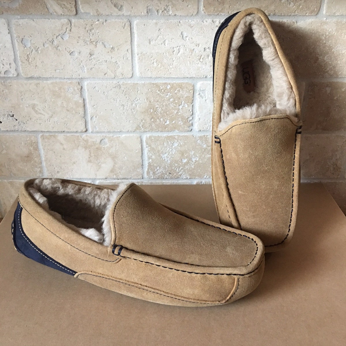 UGG ASCOT NAVY CHESTNUT SUEDE SHEEPSKIN SLIPPERS MOCCASINS  display picture 2