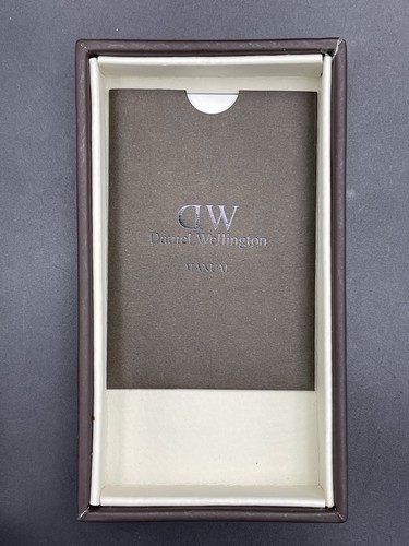 Daniel Wellington White Dial Women’s Quartz Crystal Watch Brown Leather Strap - Picture 14 of 14