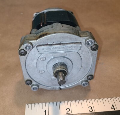 3732UP-600 Merkle-Korff Gear Motor 115V 60 Hz NEW - Foto 2