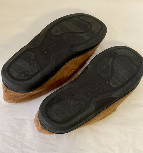 NCAA Men's Florida Gators Moccasin Slippers - Picture 7 of 8