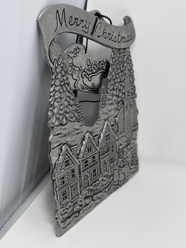 VTG Christmas SANTA SLEIGH REINDEER VILLAGE Pewter DOOR CHIME Wall Hanging Decor - Picture 5 of 11