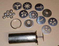 Vintage Sears Roebuck And Co. Kookie Designer Kit 9 Discs & 8 Icing Tips Cookie