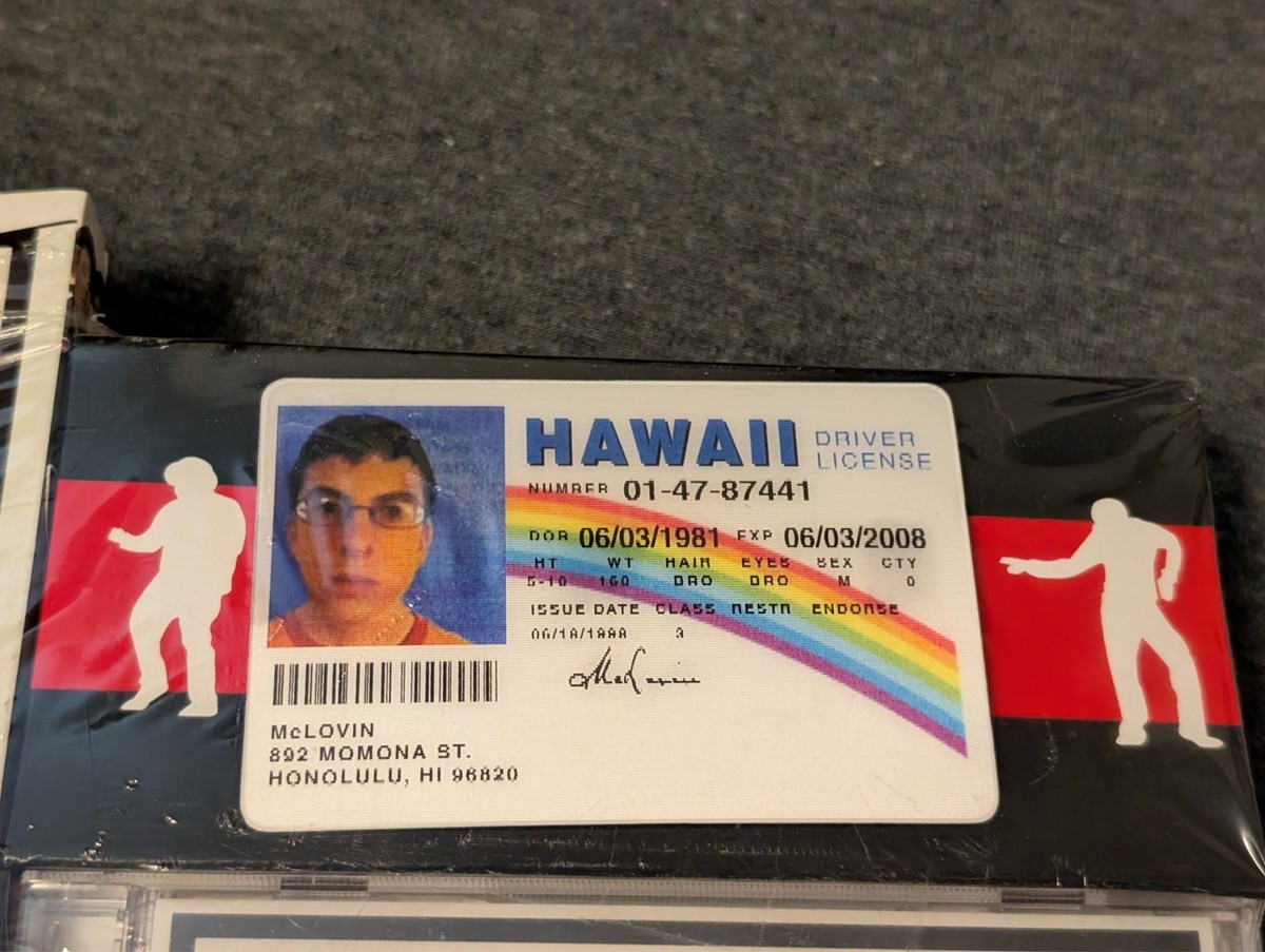 Superbad Limited Edition DVD w/ Bonus Lenticular McLovin ID