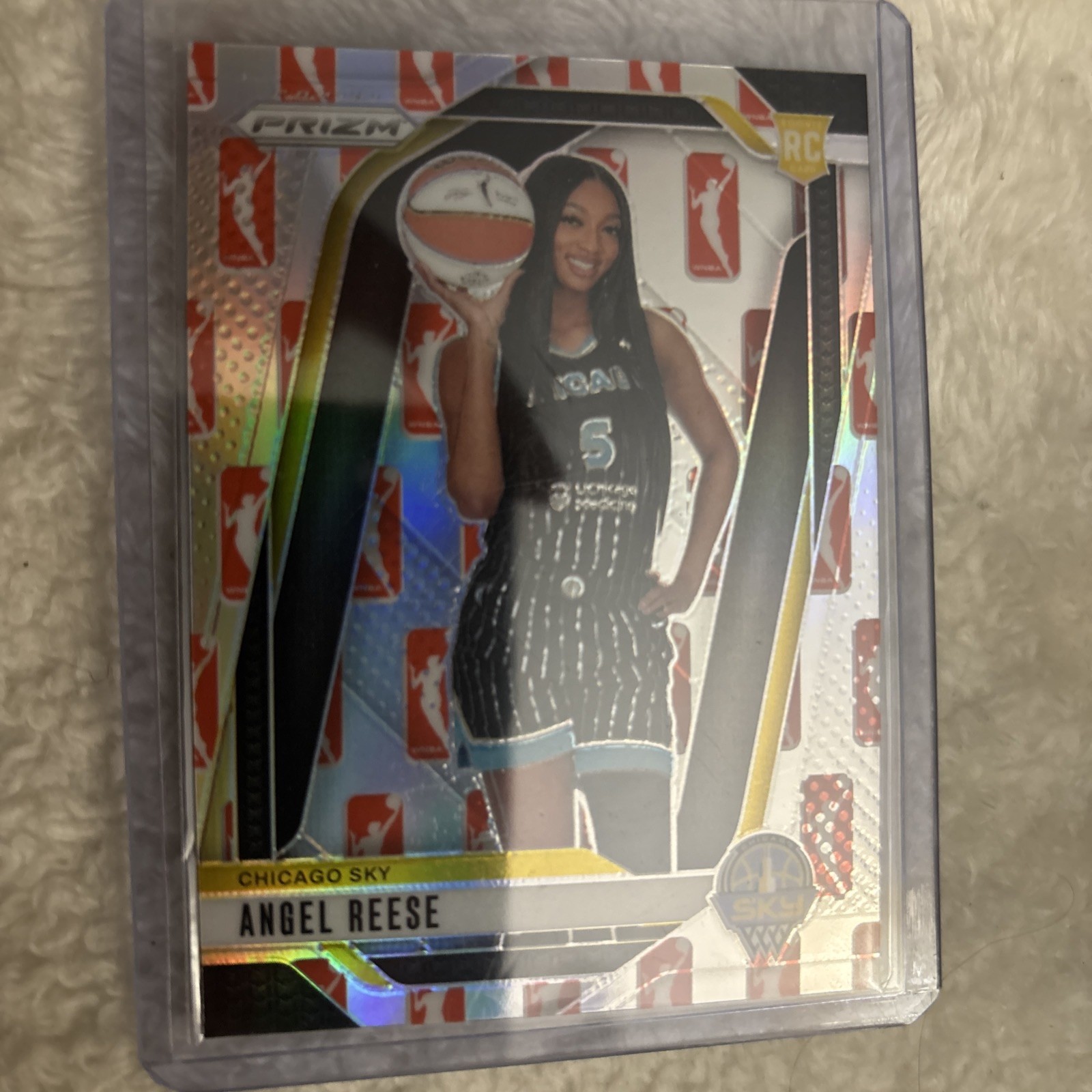 2024 Panini Prizm WNBA Logo Angel Reese #147 (RC) refractor Chicago Sky