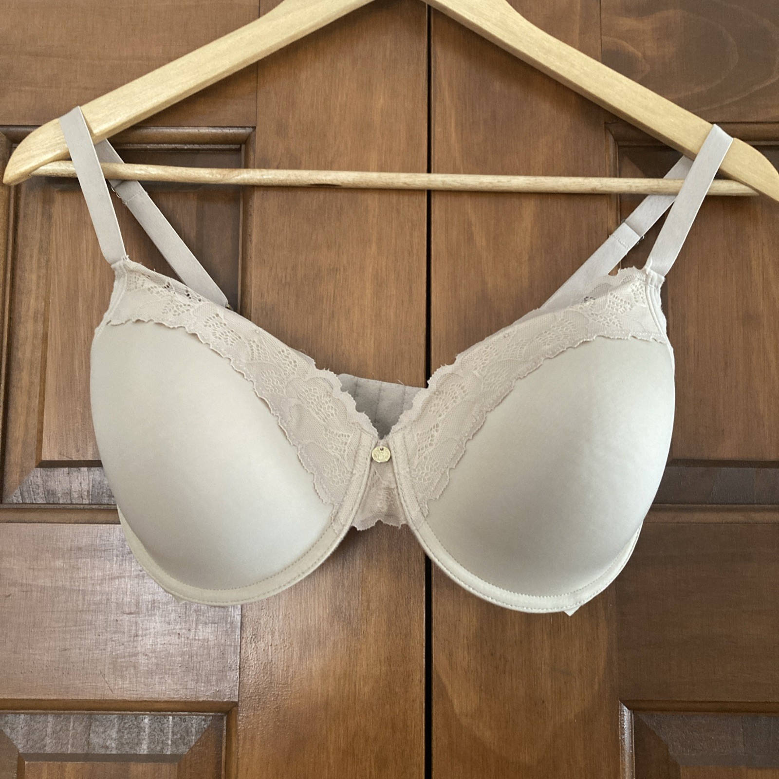 Natori Women’s Size 34DD Beige Lace Accent T Shirt Underwire Bra RN 105951