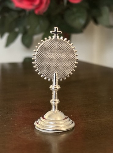 Car Mini Monstrance Blessed Sacrament Eucharist, Adoretion Catholic Gift - Picture 2 of 2