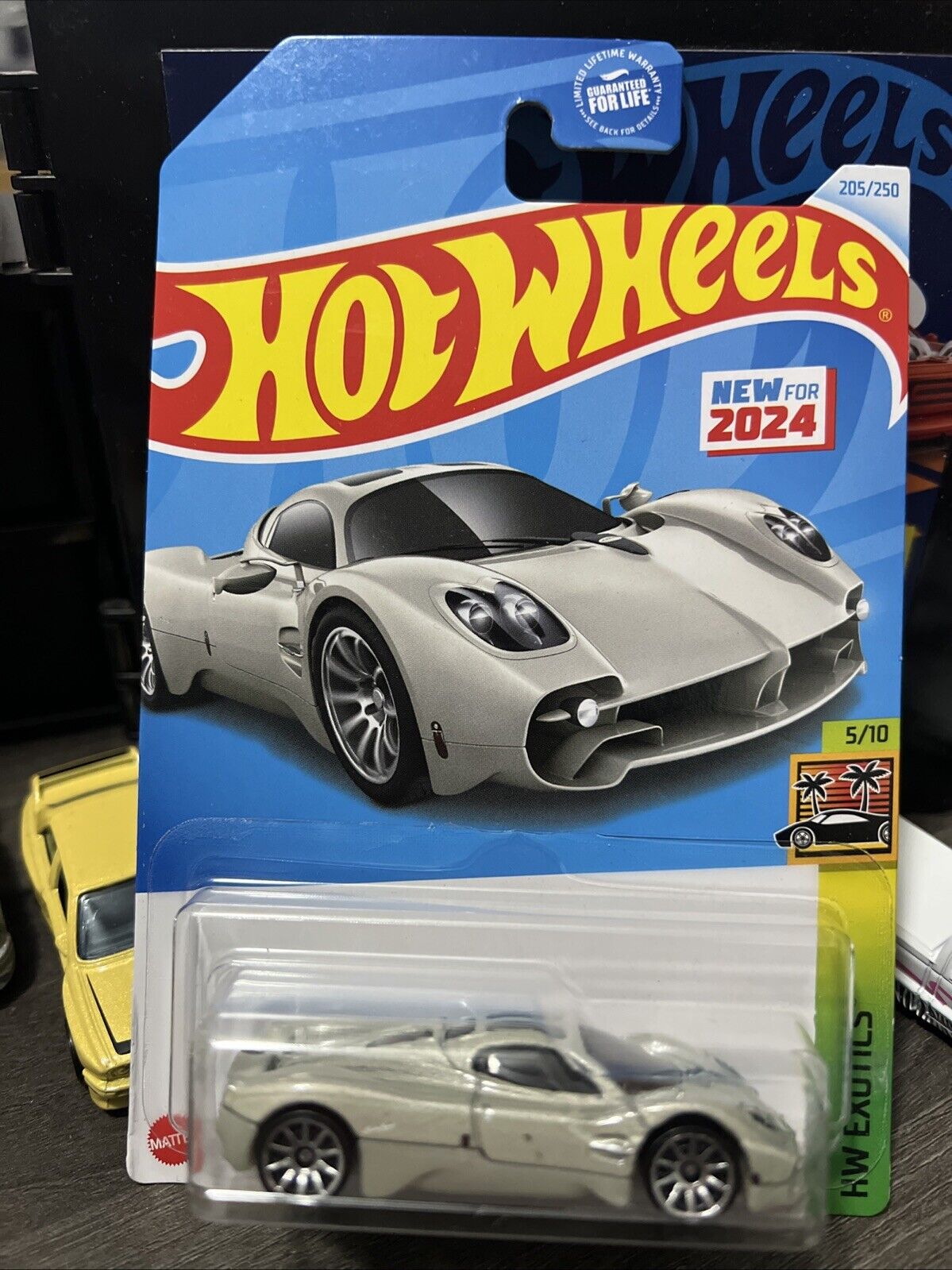 Picture 1 of 4