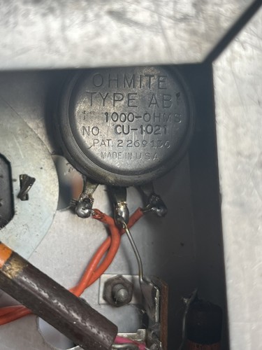 Vintage TUBE Amplifier comes as shown parts only - Afbeelding 3 van 16