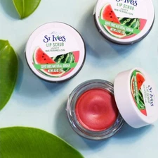 ST IVES Juicy Watermelon Lip Scrub 3 Pack