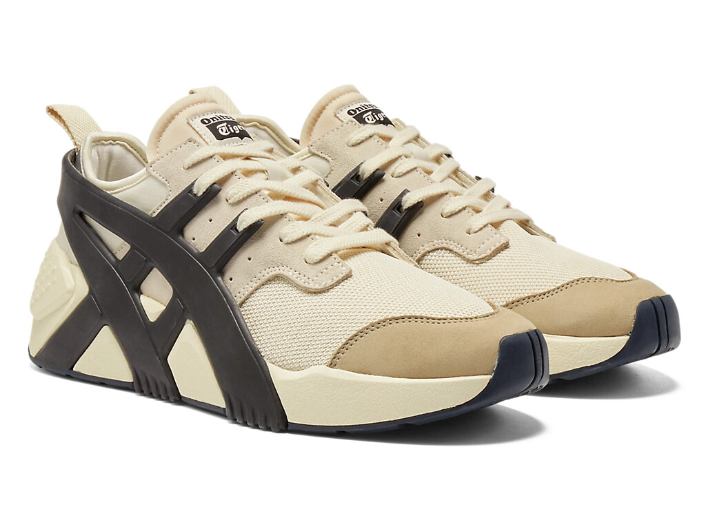 Onitsuka Tiger BIG LOGO TRAINER 2.0 1183A795 200 BIRCH/BLACK Onitsuka Tiger BIG LOGO TRAINER 2.0 1183A795 200 BIRCH/BLACK
