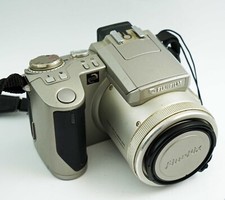 Fuji FinePix 4900 2.4 Megapixel Vintage Digital Camera
