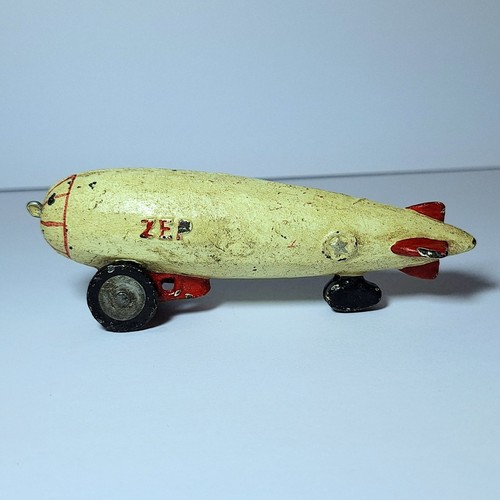 Vintage Dent Hardware Cast Iron 5" Zeppelin "Zep" Pull Allong Toy -FREE SHIPPING - Picture 3 of 10