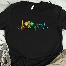 Funny Pickleball Paddle T-Shirt Heartbeat Vintage Style Gift for Sport Lovers