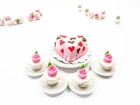 1:12 Clay Miniature Cake 4 Rose Cupcakes on Plates, Dollhouse Food Bakery 15249