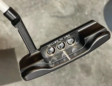 Custom Scotty Cameron Super Newport Plus Black / Torch White KBS Graphite 35” 