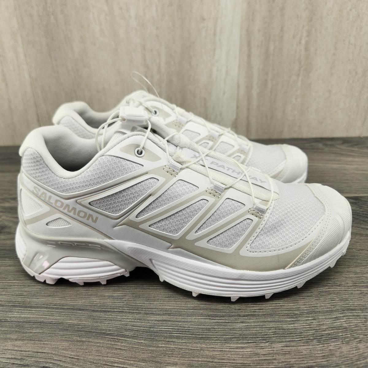 Salomon XT Pathway Size 9 Womens White Lunar Rock Athletic