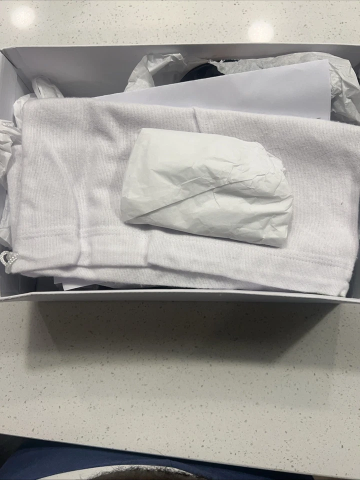 Schutz Zarda Women's Leather Ankle Strap Sandal Pump Heel in Black, Size 8.5B - Image 3 of 4