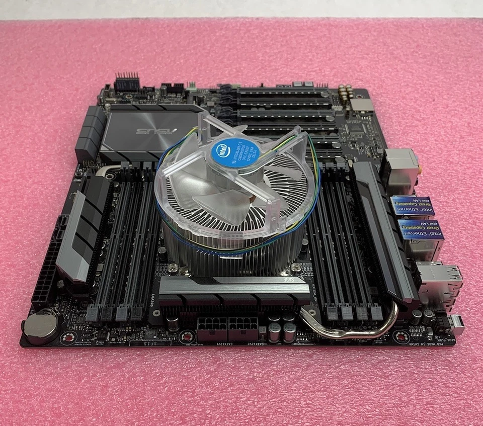 Placa madre Asus WS X299 Sage Intel Core i7-7800x 3,5 GHz sin RAM con escudo Foto 4 de 4