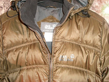 Jack Wolfskin Daunenjacke Damen Gr. S, Fb. cappuccino, Kapuze d. RS abnehmbar