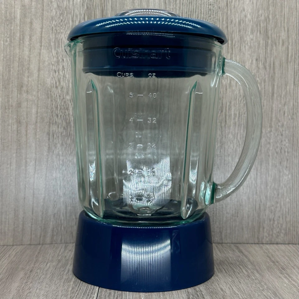 Jarra licuadora de vidrio redonda Cuisinart 40 OZ 5 tazas con tapa y hoja azul Foto 2 de 4