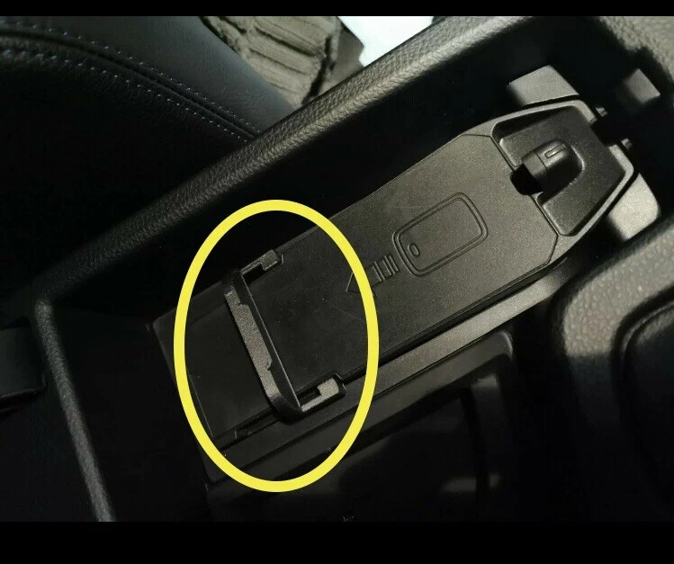 Coloured BMW Msport Wireless Charger Extender / Adapter Foto 2 de 4