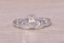 White Gold Claddagh Ring