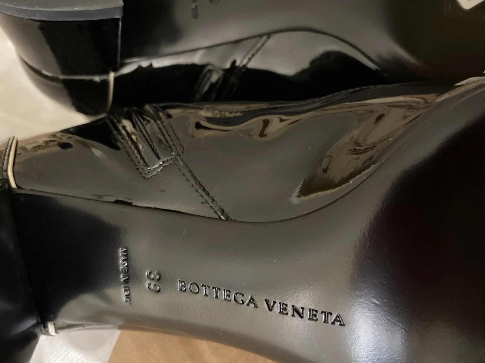 Stivali Bottega Veneta 39 stivaletti neri in vernice White Piping NUOVI