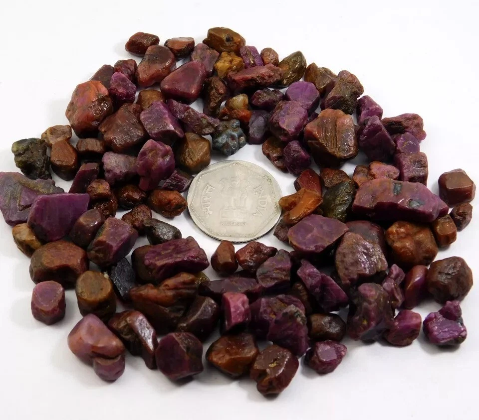 Best Quality Natural Red Ruby Rough, Madagascar Loose Gemstone Certified Lot - Image 3 of 4