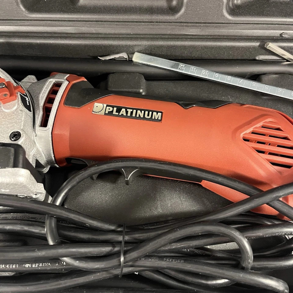 Rotorazer RZ200 Platinum Compact 500W Circular Saw With Case - Image 3 of 4