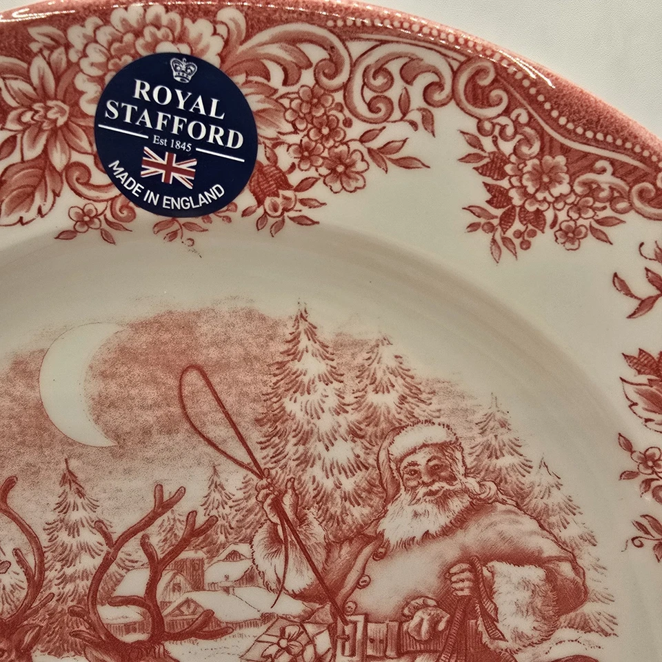 Набор из 6 красных обеденных тарелок Royal Stafford Santa's Sleigh рождественский туалет - Изображение 3 из 4