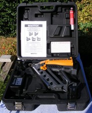 Bostitch GF33PT-U First Fix (Framing Nailer), (an Hitachi NR 90GC2 in disguise).