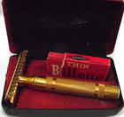 Gillette red and black CASE SAFTY RAZOR W/5 BLADES GOLD TONE COLOR VINTAGE FIND — photo 1