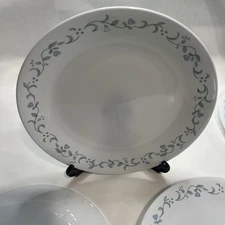 Corelle Country Cottage Dinner Plates 10 1/4” Diameter Set Of 4 Vintage