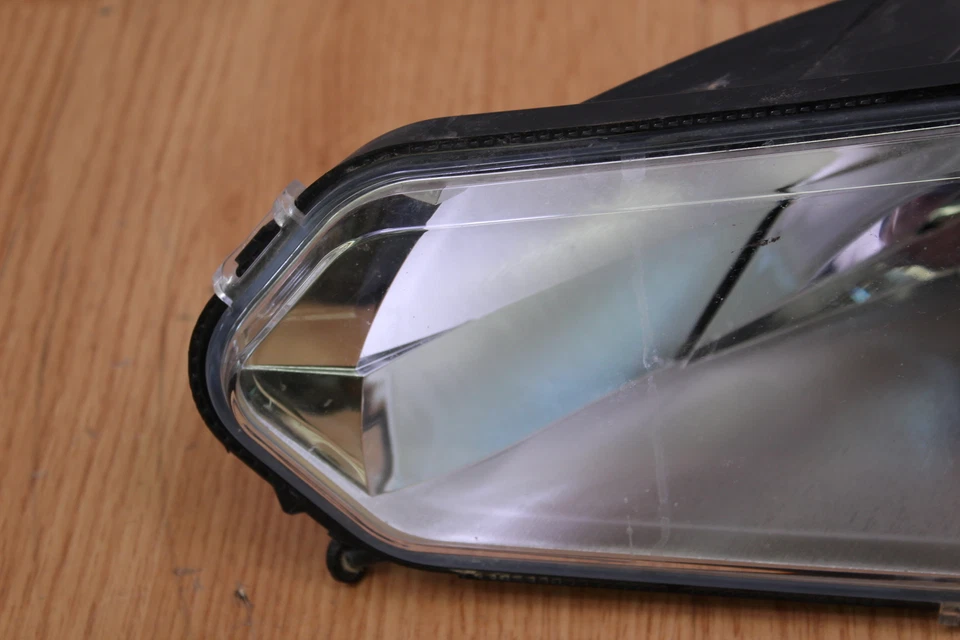 Faro derecho Polaris Ranger XP 900 LE 2014 dirección asistida eléctrica Foto 2 de 4