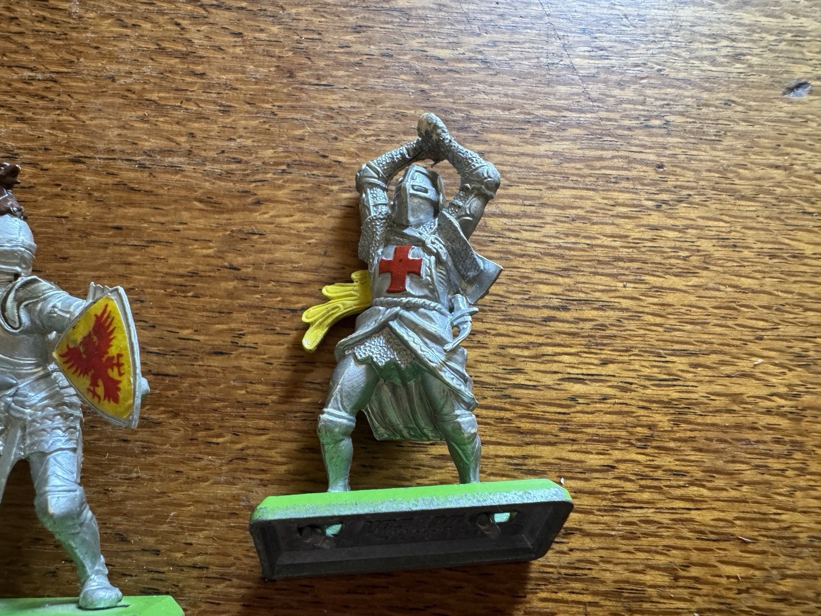 Picture 2 of 8