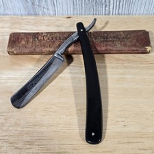 Vtg Antique Wade  Butcher Sheffield Hollow Ground Straight Razor w/ Clauss Case