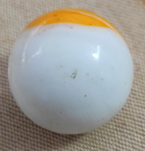 OLD TOY MARBLE 0.98'' TRANSITIONAL CREASE LEGHTON ''9'' WHITE BASE&YELLOW SWIRL - Picture 6 of 16